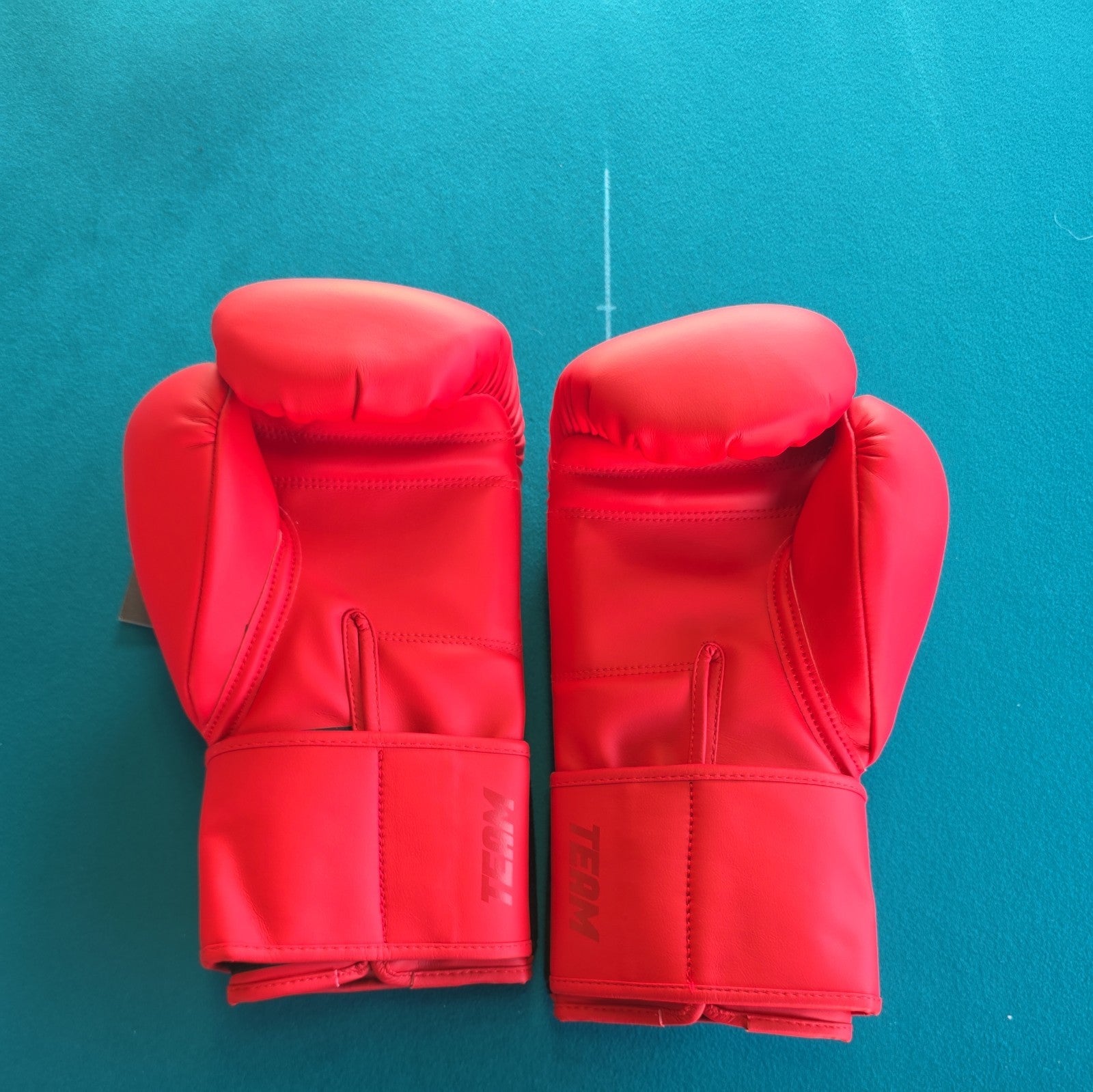 Fly Superloop Sparring Gloves - Team Red 16oz Adult Unisex by Fly