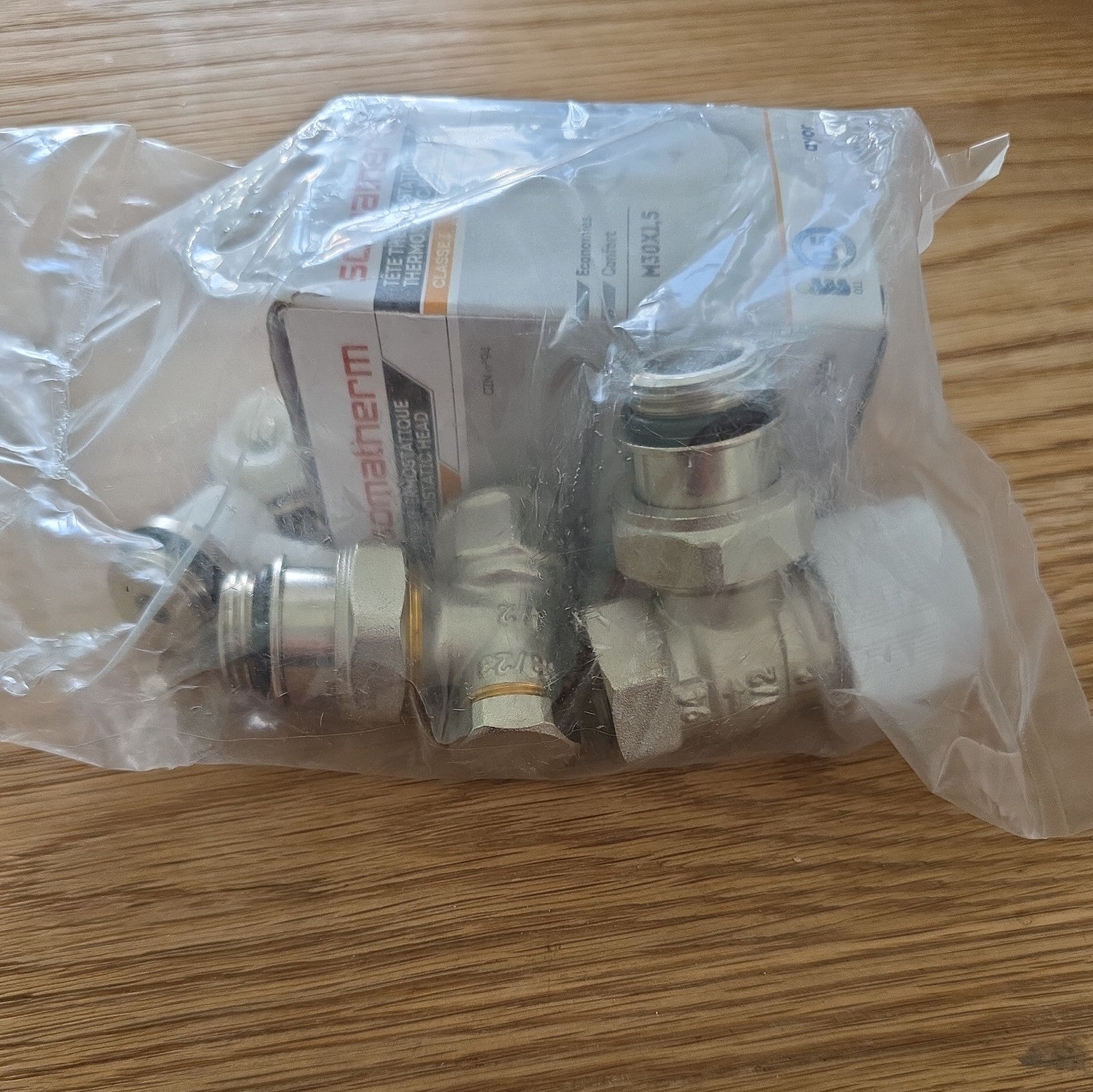 Somatherm 555 Thermostatic Radiator Valve Full Kit by somatherm