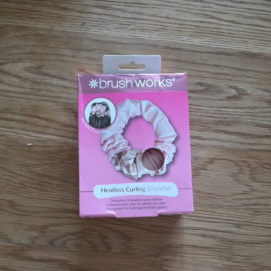 Brushworks Heatless Curling Scrunchie - No Heat Waves by Brushworks