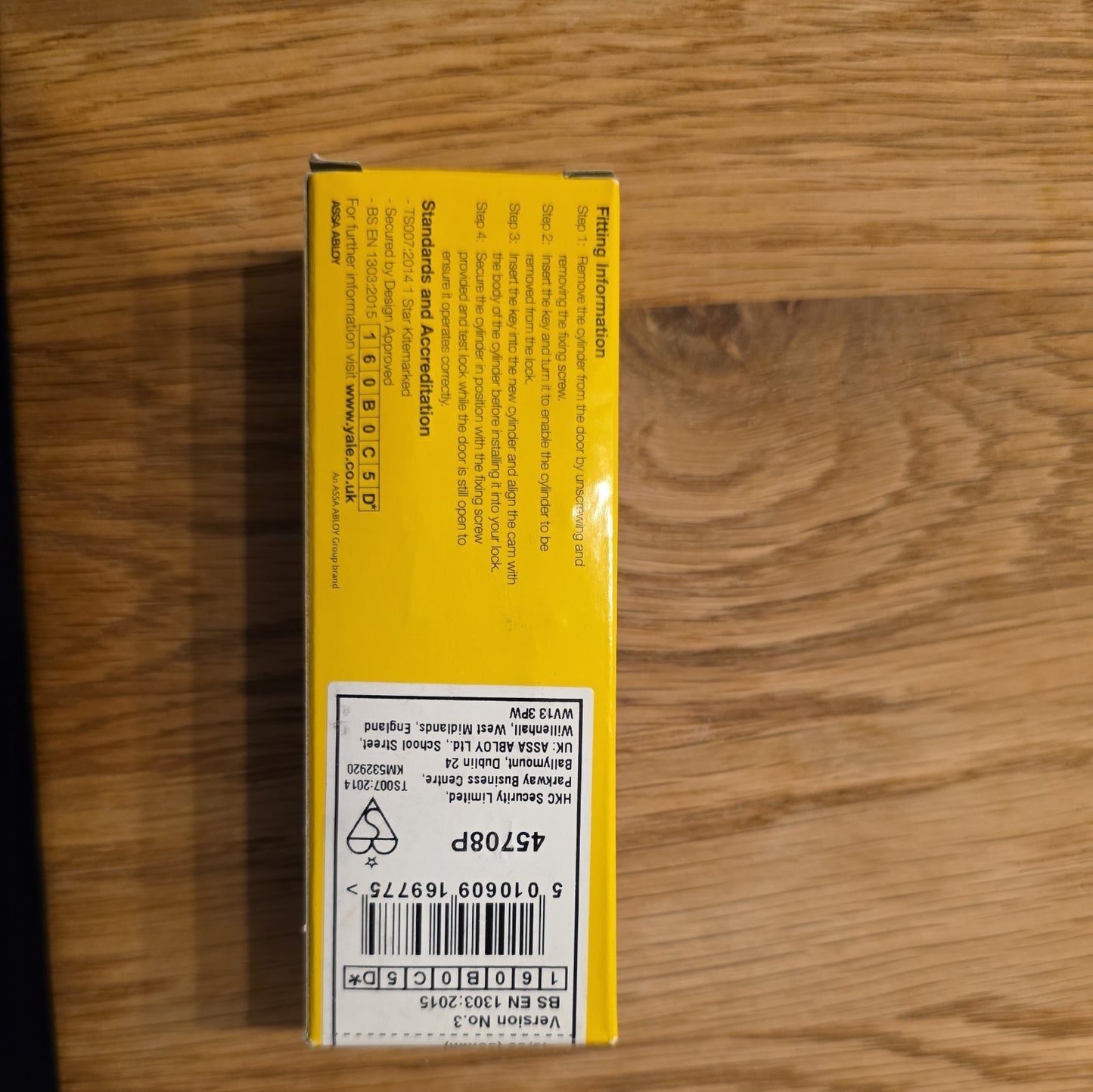 Yale KM Superior 1 Star Euro Cylinder Lock 90mm Polished Brass by Yale