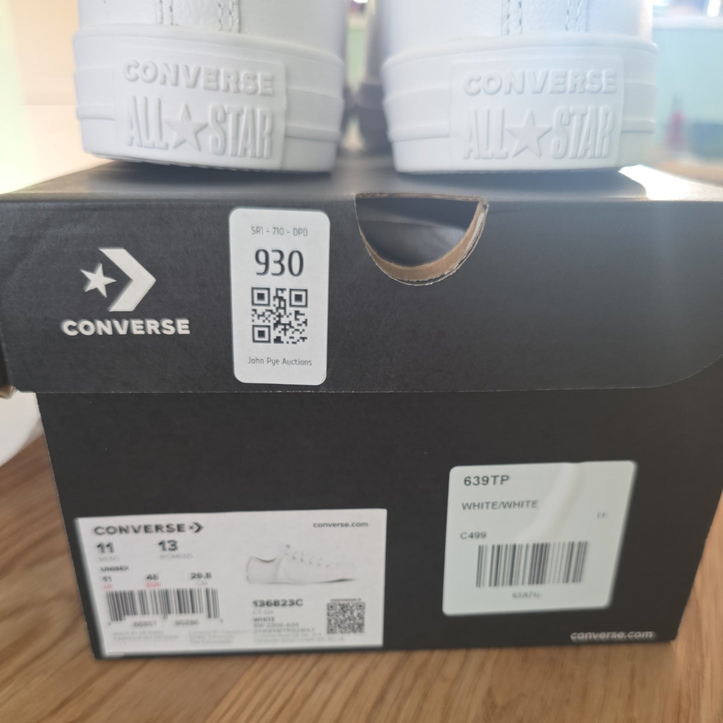 Converse All Stars CT OX 136823C White Unisex UK Mens 11 Womens 13 RRP: £69.99