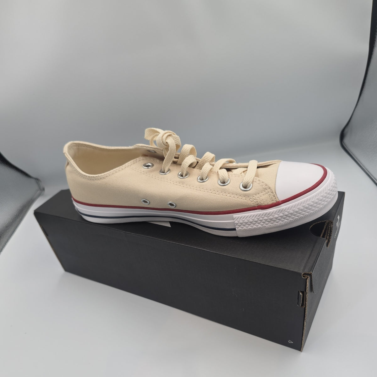 Converse CTAS OX *Natural Ivory* Low Top 159485C Brand New Mens size 8