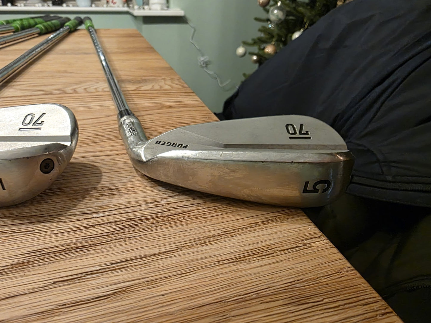 Sub 70 699 Pro V3 Irons 4-GW Set - KBS Tour Stiff Right Handed by Sub 70