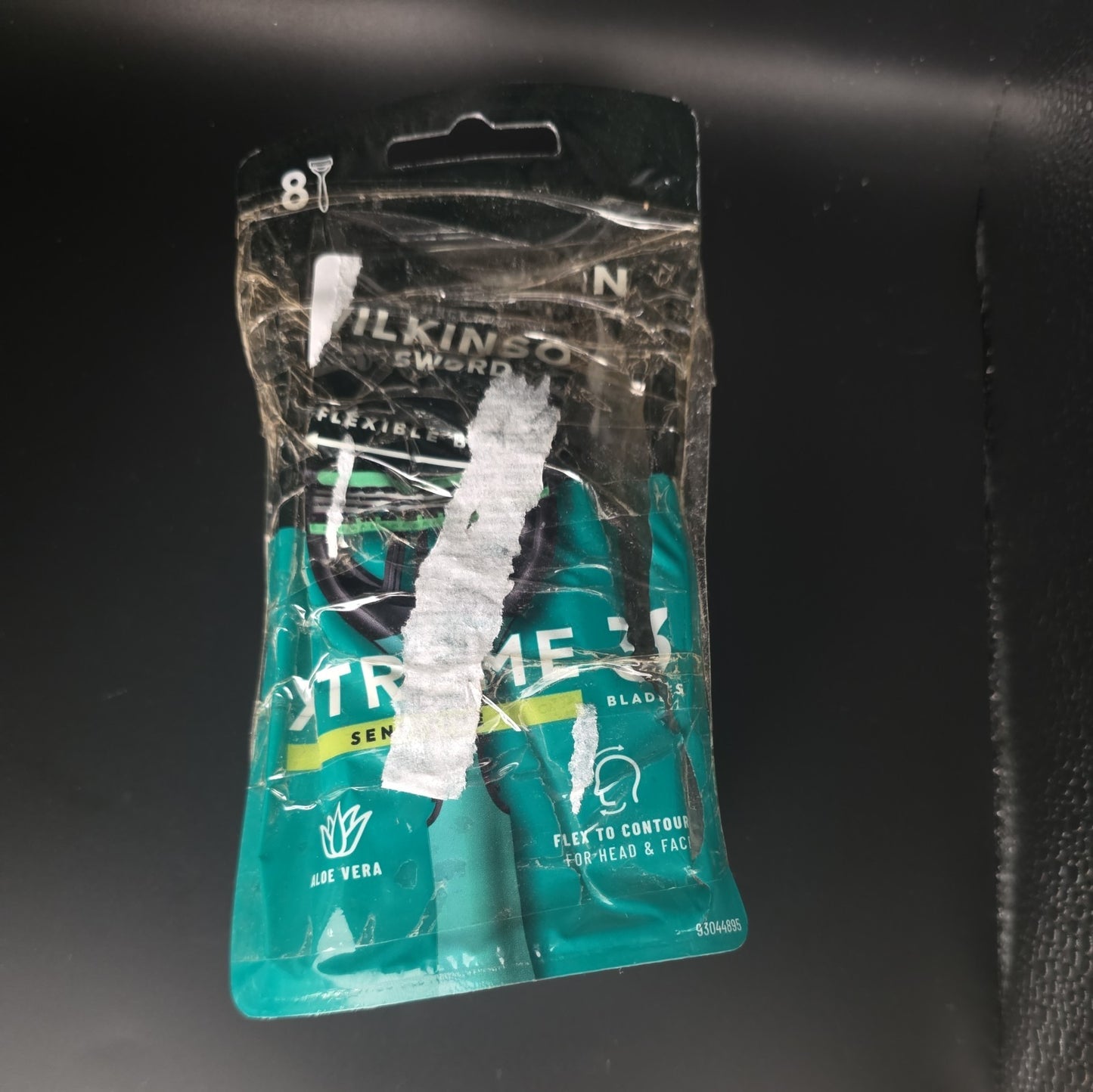 Wilkinson Sword Xtreme 3 Sensitive Disposable Razors by Wilkinson Sword