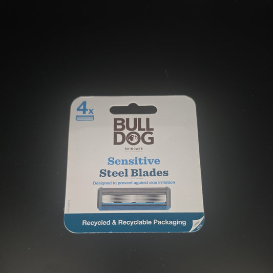 Bulldog Skincare Sensitive Men's Razor Refills, 4 count , White