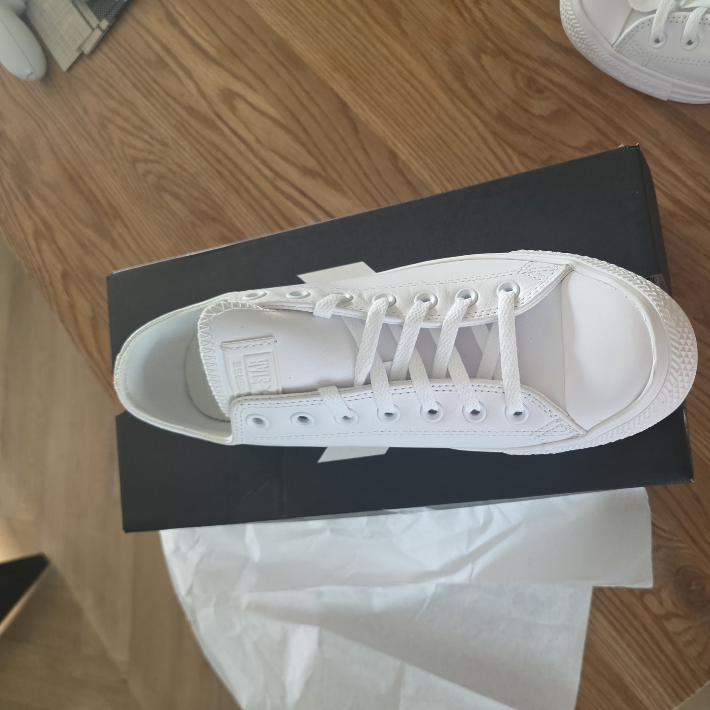 Converse All Stars CT OX 136823C White Unisex UK Mens 11 Womens 13 RRP: £69.99