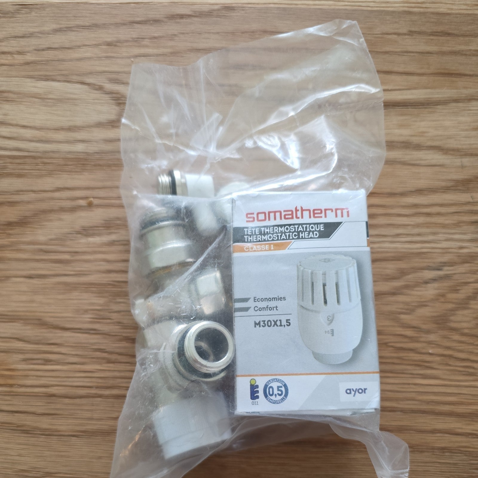 Somatherm 555 Thermostatic Radiator Valve Full Kit by somatherm