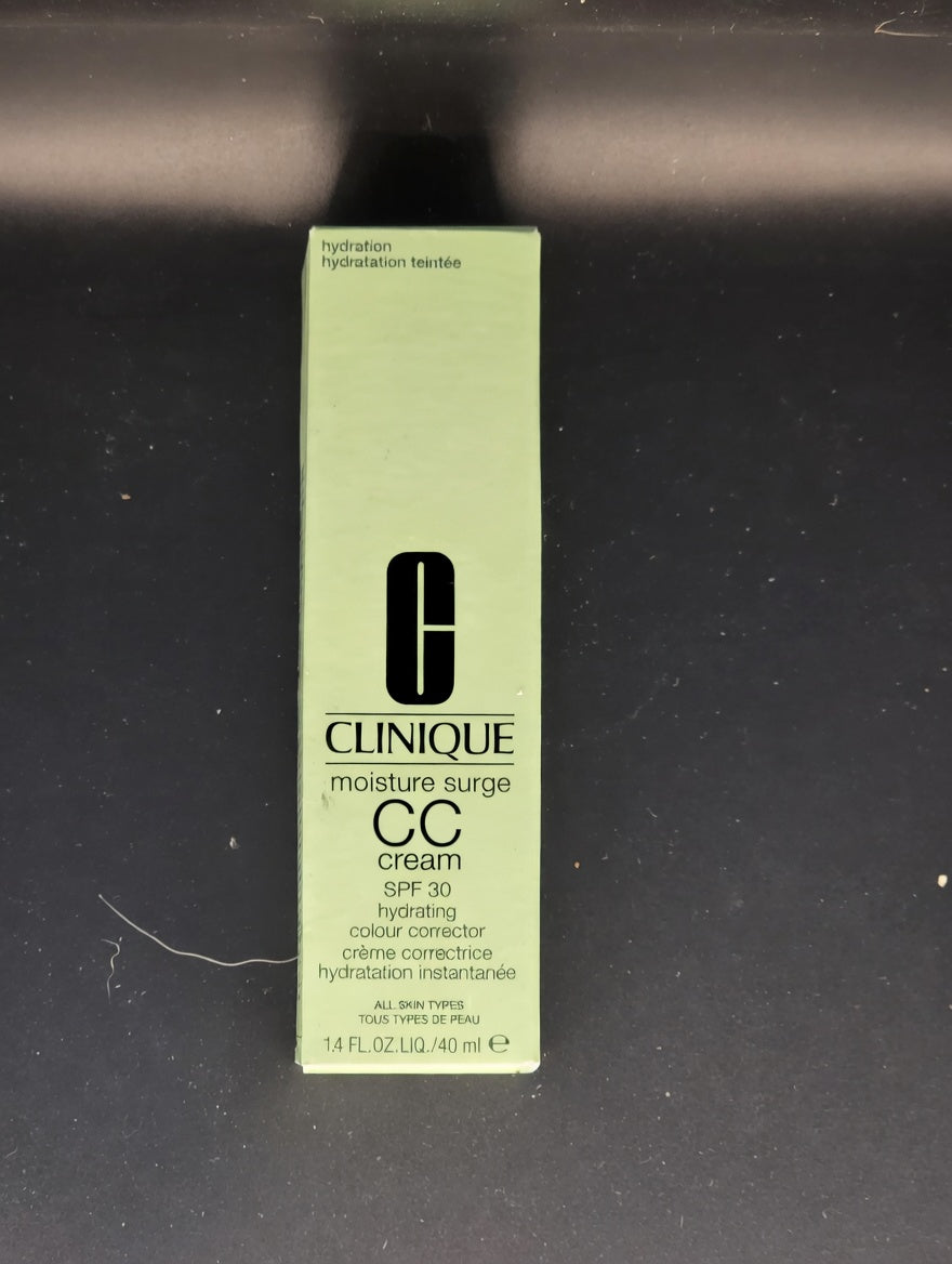 Clinique Moisture Surge CC Cream SPF 30 - 40ml Universal Shade by below retail uk